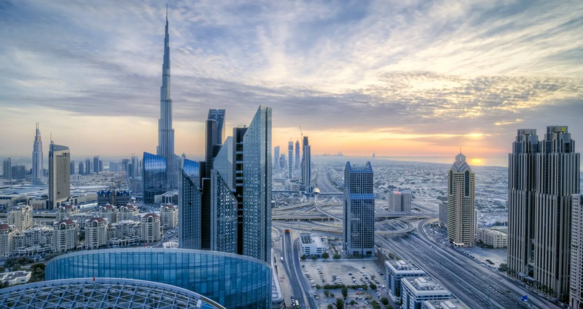 Business Bay Dubai skyline